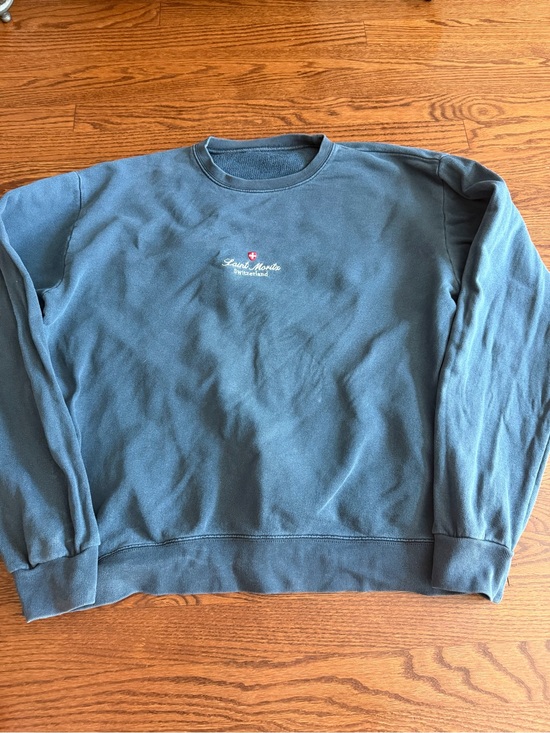 Brandy Melville Tops - Brandy Melville Saint Moritz Women’s Navy Sweatshirt OS